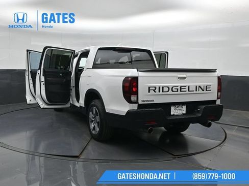 Certified 2025 Honda Ridgeline RTL image 52