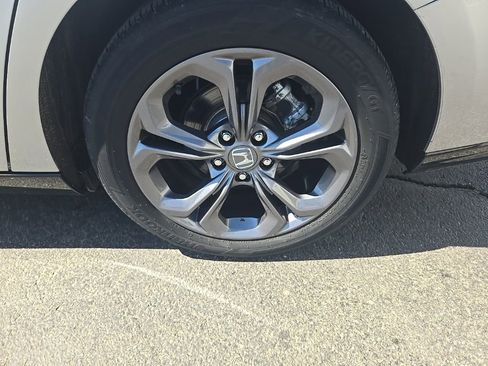 Certified 2024 Honda Accord EX-L image 10