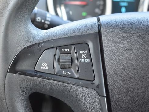 Used 2017 Chevrolet Equinox LS FWD image 20