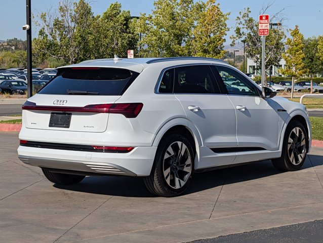 Used 2023 Audi e-tron Premium AWD/4WD image 5