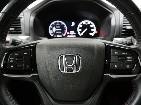 Used 2025 Honda Odyssey Sport-L image 16