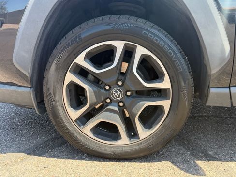 Used 2020 Toyota RAV4 Adventure AWD/4WD image 6