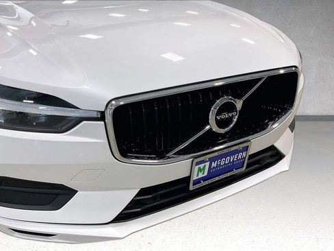 Used 2021 Volvo XC60 T5 Momentum w/ Premium Package AWD/4WD image 34