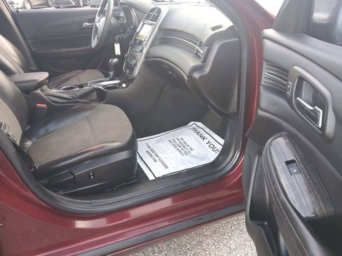 Used 2016 Chevrolet Malibu LT w/ Power Convenience Package image 10