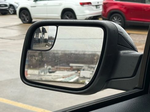 Used 2018 Ford Explorer XLT w/ Equipment Group 202A image 46