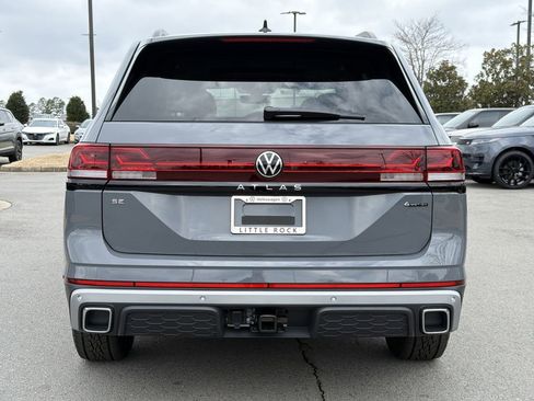 New 2026 Volkswagen Atlas Peak Edition AWD/4WD image 4
