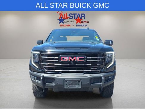 Used 2024 GMC Sierra 1500 AT4X image 2