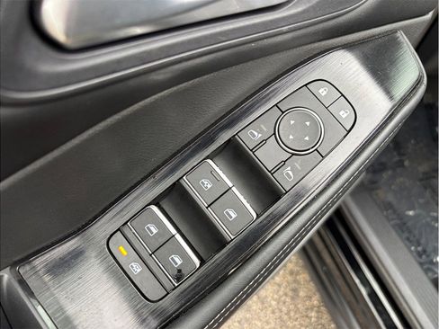 Used 2026 Nissan Rogue SL image 23