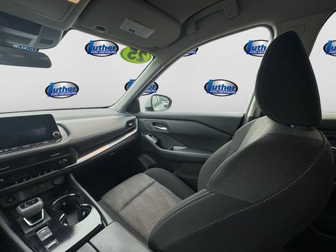 Used 2025 Nissan Rogue SV FWD image 13