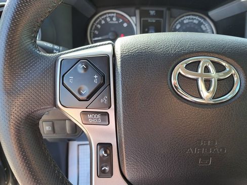 Used 2021 Toyota Tacoma SR5 image 17