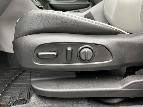 Used 2020 GMC Terrain SLT w/ Preferred Package AWD/4WD image 12