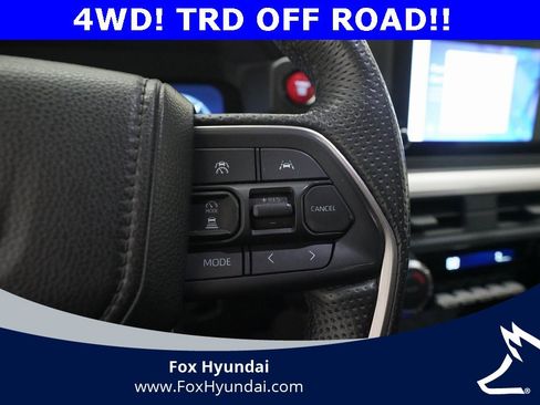 Used 2024 Toyota Tacoma TRD Off-Road image 18