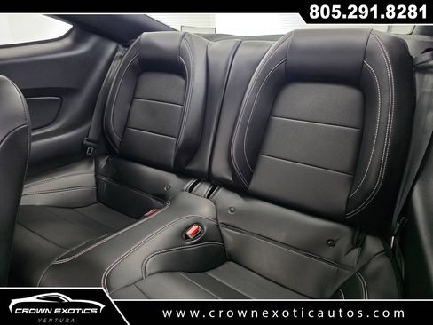 Used 2022 Ford Mustang Shelby GT500 w/ Technology Package RWD image 33