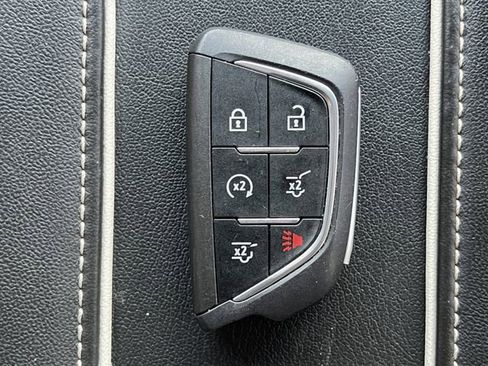 Used 2023 Cadillac Escalade Sport Platinum w/ LPO, ONYX Package AWD/4WD image 27