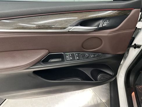 Used 2015 BMW X5 xDrive50i image 12