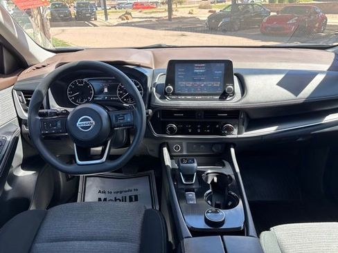 Used 2021 Nissan Rogue S AWD/4WD image 22