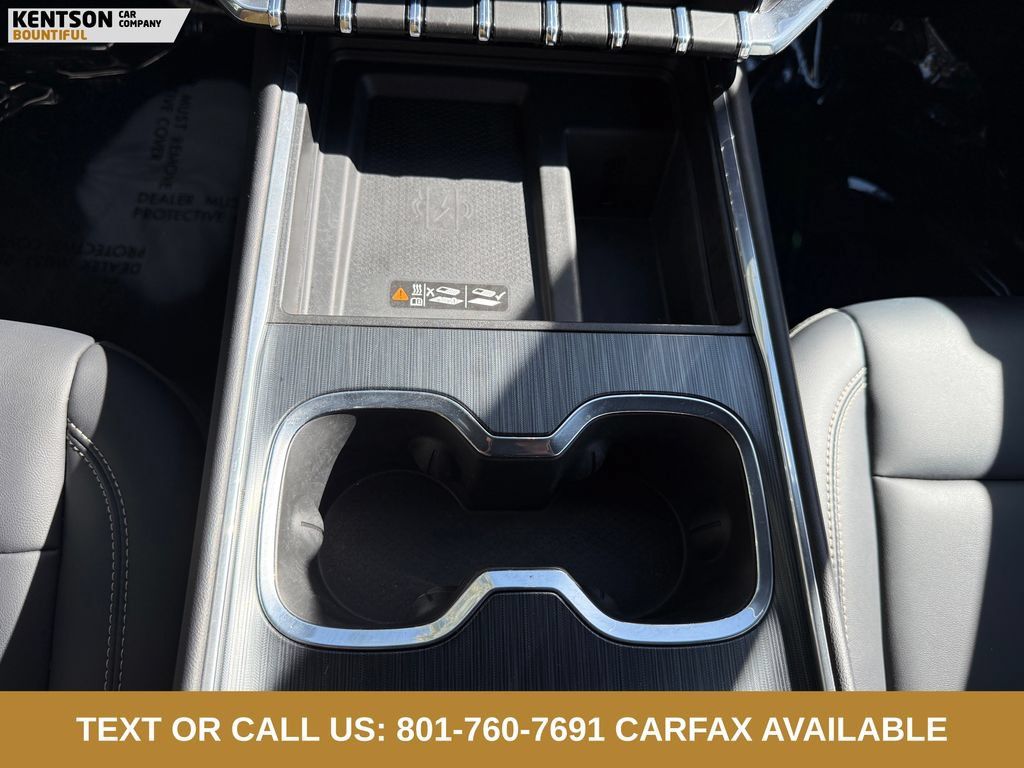 Used 2026 GMC Acadia Elevation w/ Elevation Premium Package AWD/4WD image 22