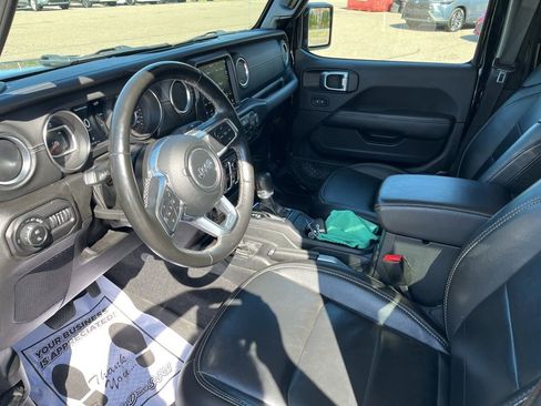 Used 2021 Jeep Gladiator Overland w/ Popular Equipment Package AWD/4WD image 13