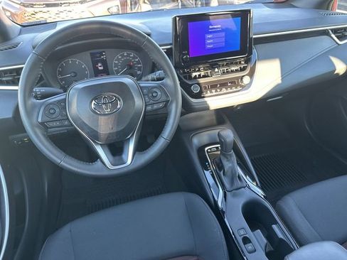 Certified 2025 Toyota Corolla SE image 15