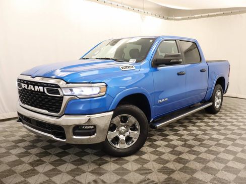 Used 2025 RAM 1500 Big Horn AWD/4WD image 1