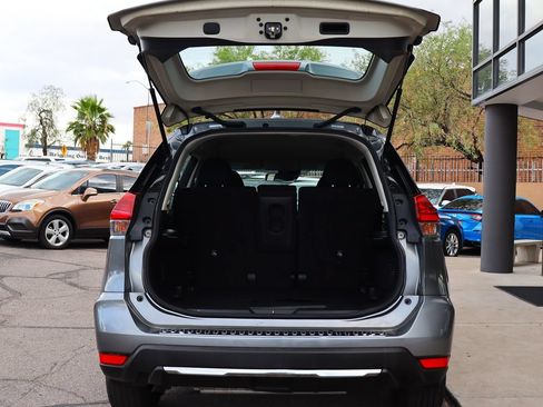 Used 2020 Nissan Rogue S FWD image 22