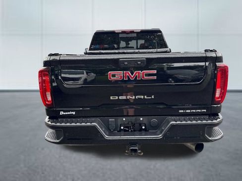 Used 2023 GMC Sierra 3500 Denali w/ Denali Black Diamond Edition AWD/4WD image 3
