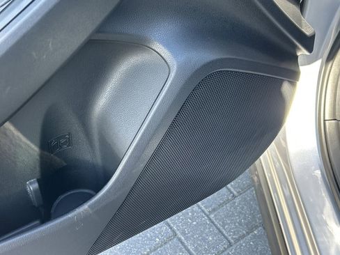 Certified 2025 Subaru Crosstrek 2.0i Premium image 19