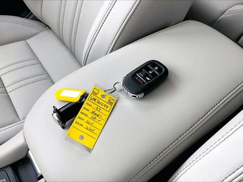 Used 2027 Honda HR-V EX-L image 15