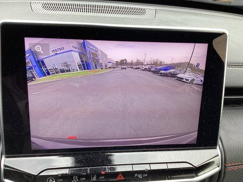 Used 2024 Jeep Compass Trailhawk image 18