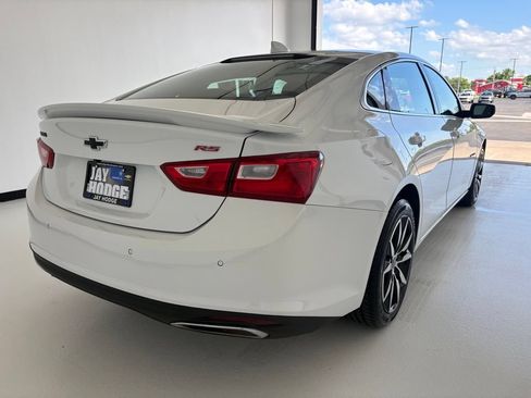 Used 2021 Chevrolet Malibu RS FWD image 19