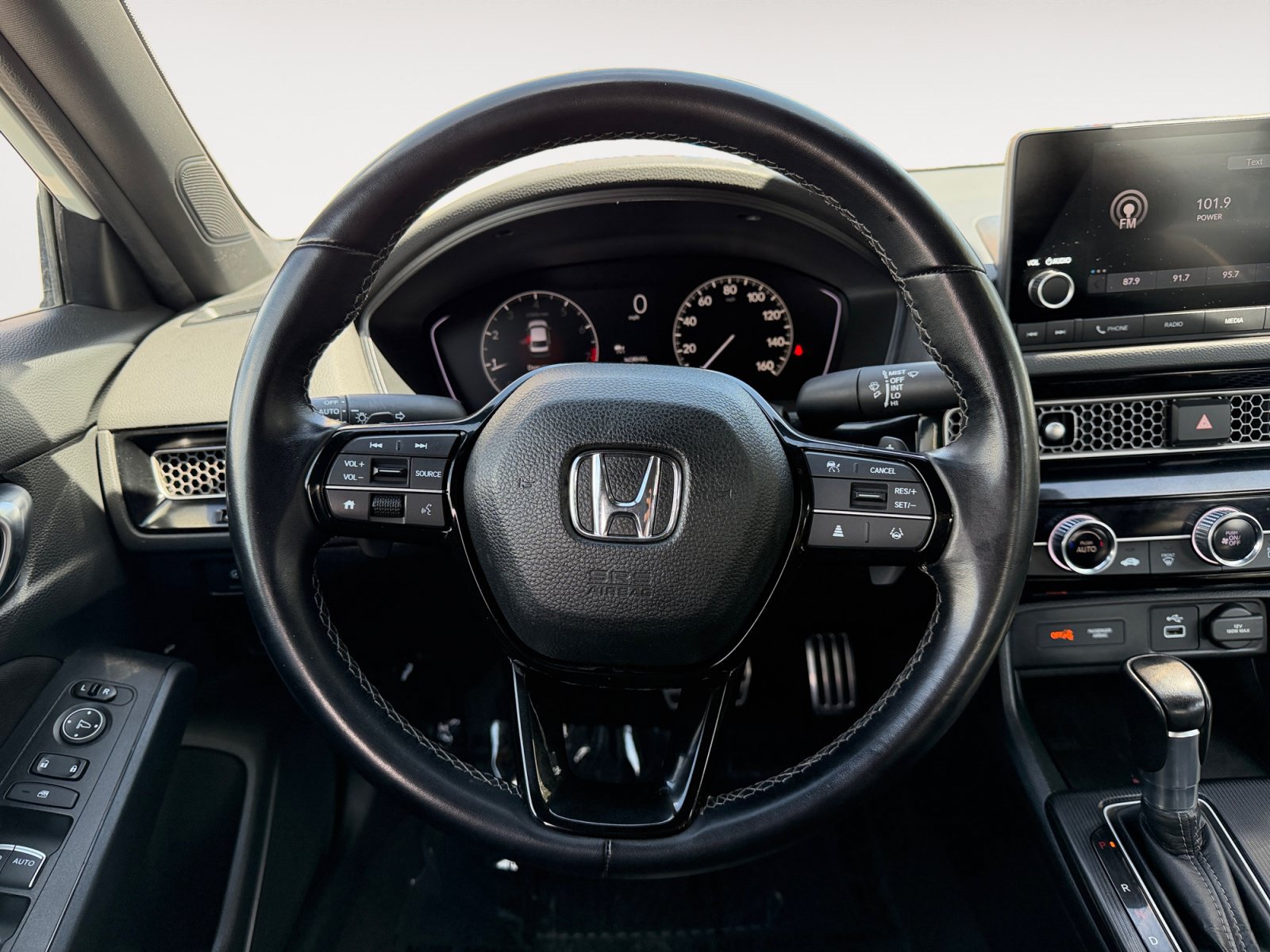 Used 2024 Honda Civic Sport image 12