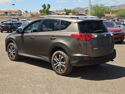 Used 2015 Toyota RAV4 LE FWD image 7