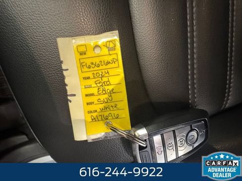 Used 2024 Ford Edge SEL w/ Convenience Package AWD/4WD image 26