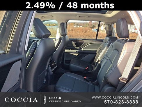 Certified 2025 Lincoln Aviator Premiere image 10
