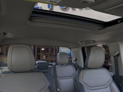 New 2026 Ford Maverick Lariat AWD/4WD image 12