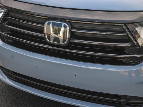 Certified 2023 Honda Odyssey Sport image 6