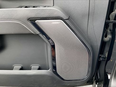 Used 2024 GMC Sierra 2500 AT4X image 34