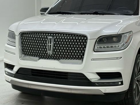 Used 2019 Lincoln Navigator Reserve AWD/4WD image 45