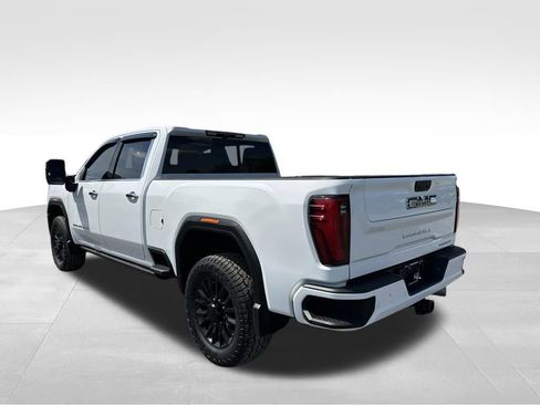 Used 2024 GMC Sierra 2500 Denali Ultimate AWD/4WD image 17