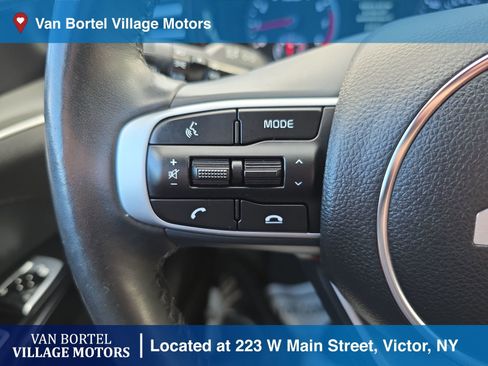 Used 2023 Kia K5 GT-Line image 12