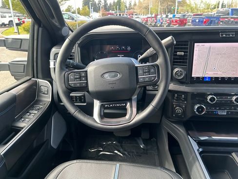 New 2026 Ford F250 Platinum w/ Tremor Off-Road Package AWD/4WD image 18