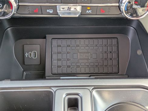 New 2025 Ford F150 XLT w/ Equipment Group 303A High image 27