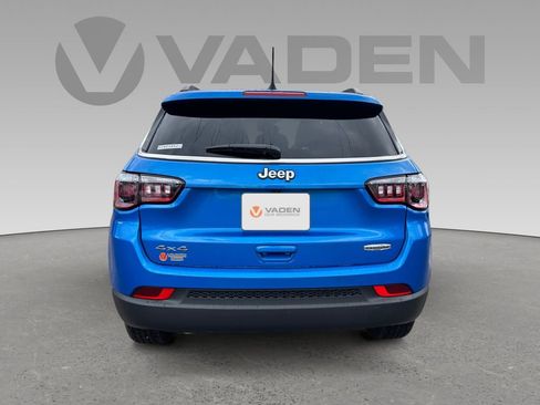 New 2025 Jeep Compass Latitude image 22