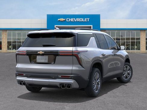 New 2026 Chevrolet Traverse LT FWD image 4