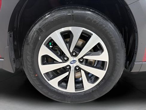 Certified 2025 Subaru Outback Premium AWD/4WD image 24