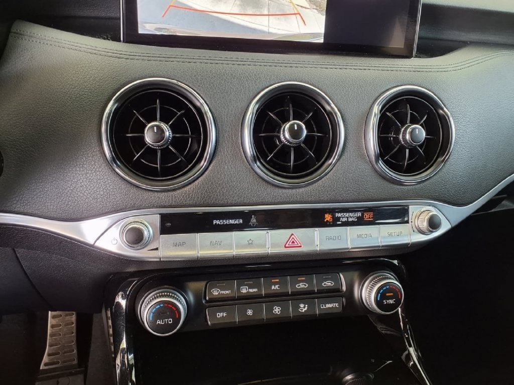 Used 2022 Kia Stinger GT-Line w/ Sun & Sound Package RWD image 31