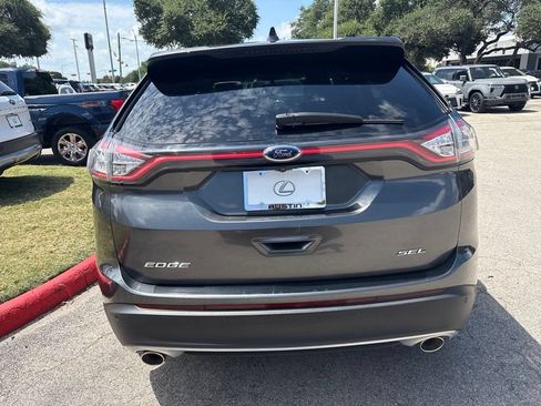 Used 2017 Ford Edge SEL w/ Equipment Group 201A FWD image 4