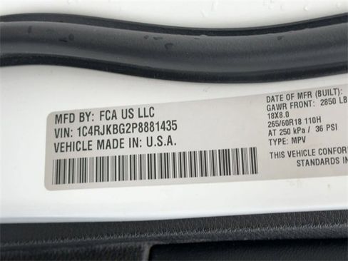 Used 2023 Jeep Grand Cherokee L Limited image 34