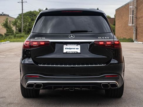 Used 2025 Mercedes-Benz GLS 63 AMG 4MATIC image 5