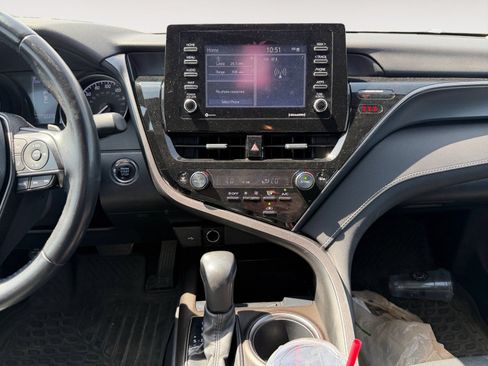 Used 2023 Toyota Camry SE w/ Convenience Package FWD image 11